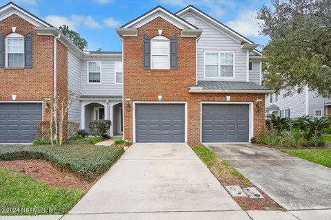13261 Stone Pond Dr, Jacksonville, FL 32224