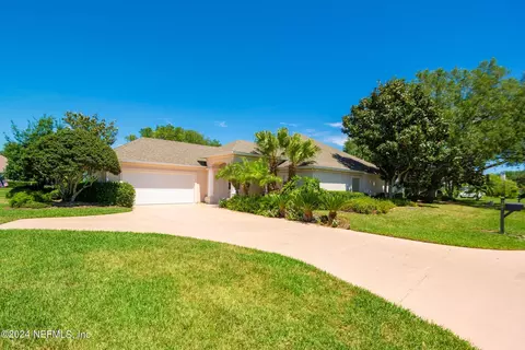 700 Divot Ct, Saint Augustine, FL 32080