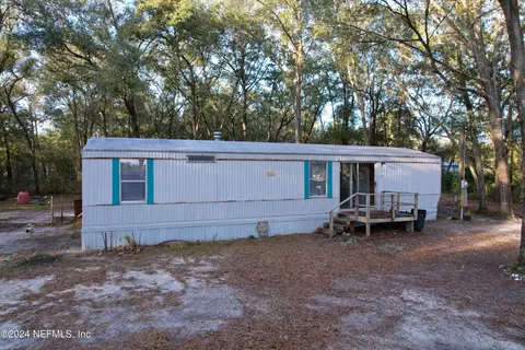 126 Steven Dr, Interlachen, FL 32148