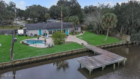 2554 W End St, Atlantic Beach, FL 32233