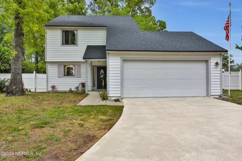 8343 Ember Cir, Jacksonville, FL 32244