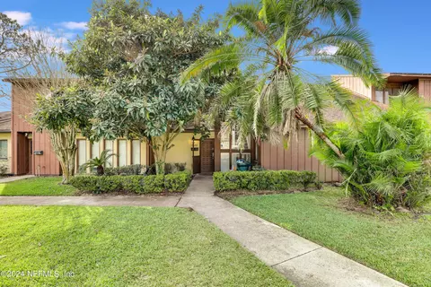 7232 Cypress Cove Rd #3, Jacksonville, FL 32244