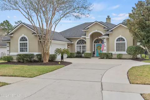 11424 Chase Meadows Dr N, Jacksonville, FL 32256