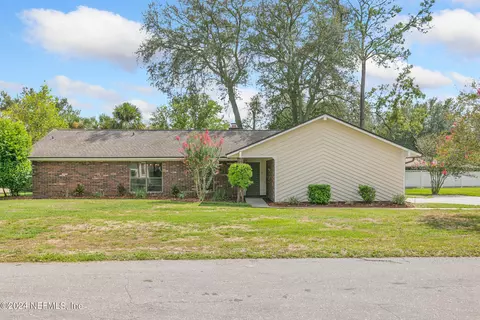 74 Belmont Blvd, Orange Park, FL 32073