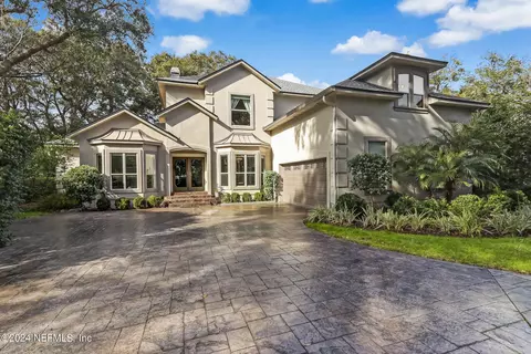 4653 Genoa Dr, Fernandina Beach, FL 32034