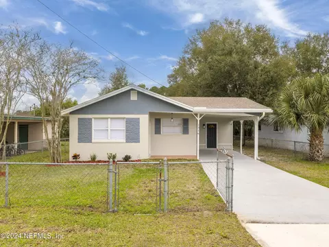 1316 Martin Luther King Jr Blvd, Green Cove Springs, FL 32043