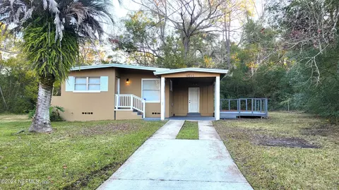 4533 Detaille Dr, Jacksonville, FL 32209