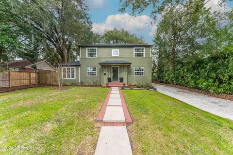 1515 Berwick Rd, Jacksonville, FL 32207