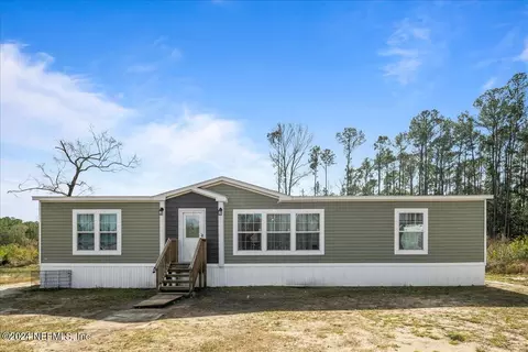43087 Kids Coach Ln, Callahan, FL 32011