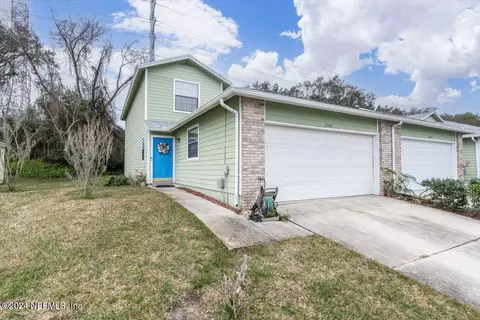 12008 Meadowview Dr S, Jacksonville, FL 32225
