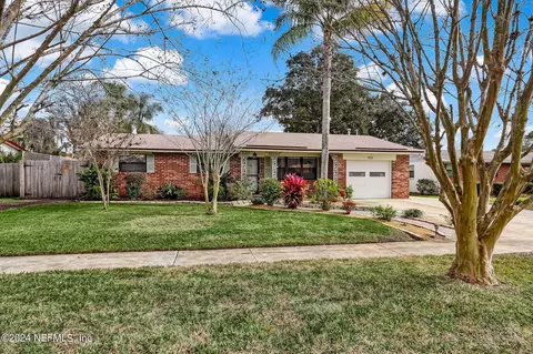 4021 Pelican Rd, Jacksonville, FL 32207