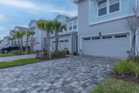 14130 Backbarrier Rd, Jacksonville, FL 32224