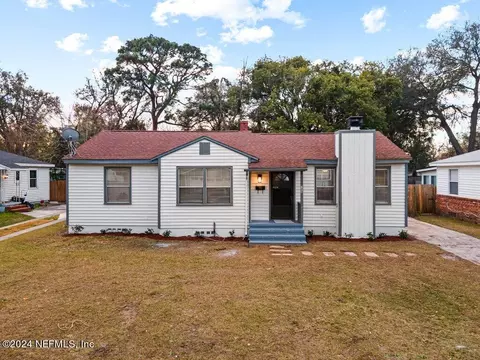 1720 Lilly Rd E, Jacksonville, FL 32207