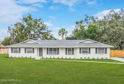 5511 Bradford Ct, Orange Park, FL 32073