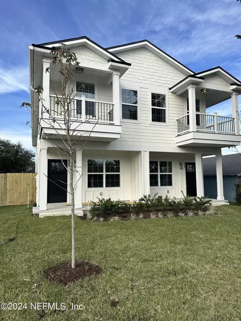 421-423 4th Ave N, Jacksonville Beach, FL 32250