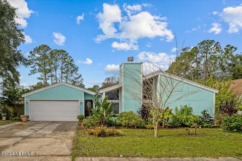 10350 Docksider Dr E, Jacksonville, FL 32257