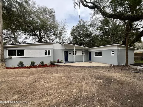 5803 Ransom St, Jacksonville, FL 32211