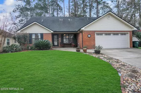 7654 Hilsdale Harbor Ct, Jacksonville, FL 32216