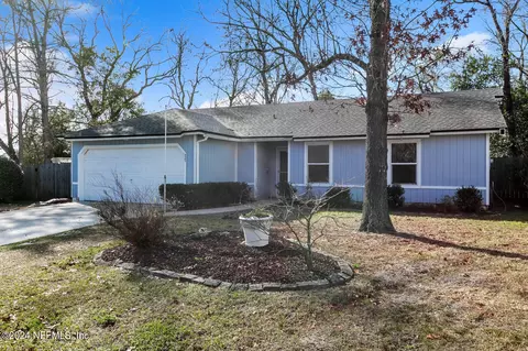 8462 Wessex Ct, Jacksonville, FL 32244