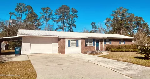 105 Eloise St, Macclenny, FL 32063
