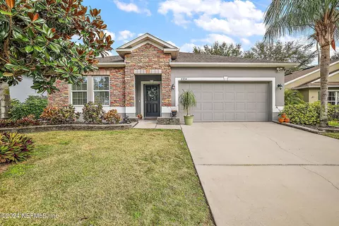 2334 Norwood Pl, Tavares, FL 32778