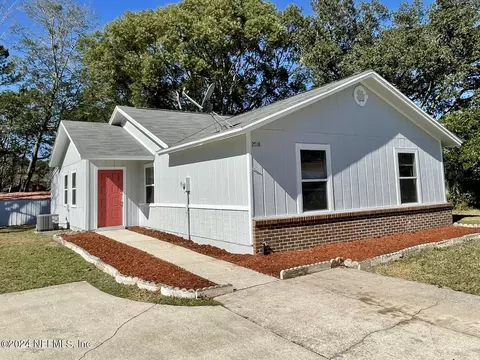 2718 Hidden Village Dr, Jacksonville, FL 32216