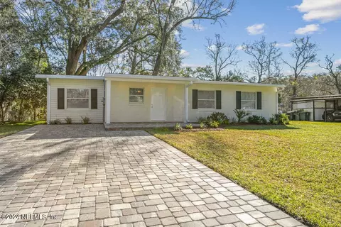 2907 Parr Ct E, Jacksonville, FL 32216