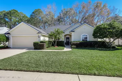 1971 Knottingham Trace Ln, Jacksonville, FL 32246