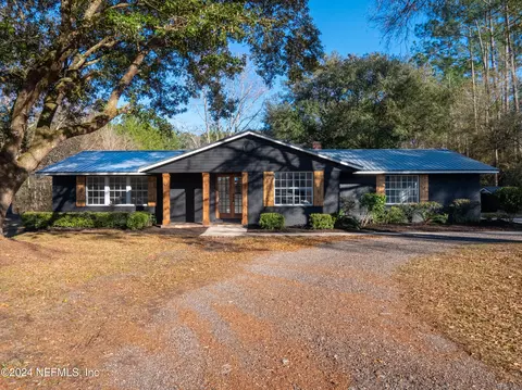 6237 Shelly Ln, Macclenny, FL 32063