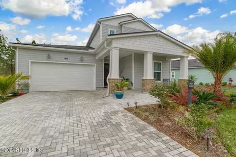 290 Gap Crk Dr, Saint Johns, FL 32259