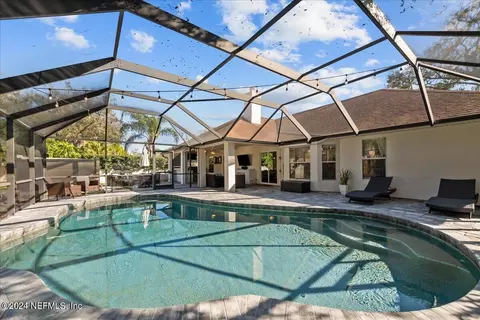 1270 Blue Heron Ln N, Jacksonville Beach, FL 32250