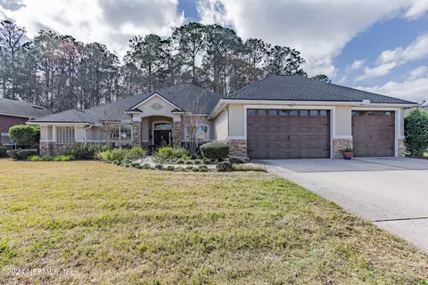 1598 Waters Edge Dr, Fleming Island, FL 32003