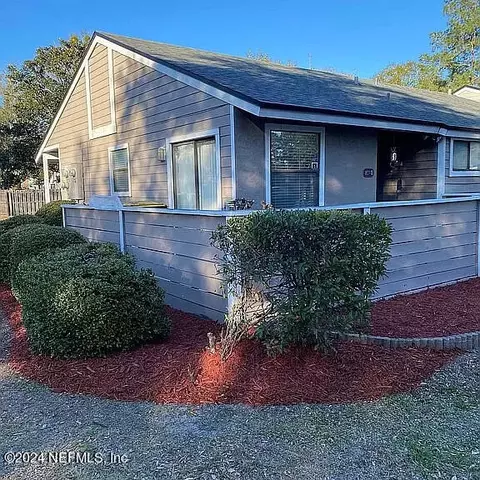 8315 Westover Ct, Jacksonville, FL 32244