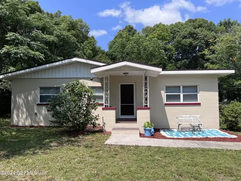 409 Highland Ave, Green Cove Springs, FL 32043