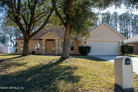 560 Brockham Dr, Jacksonville, FL 32221