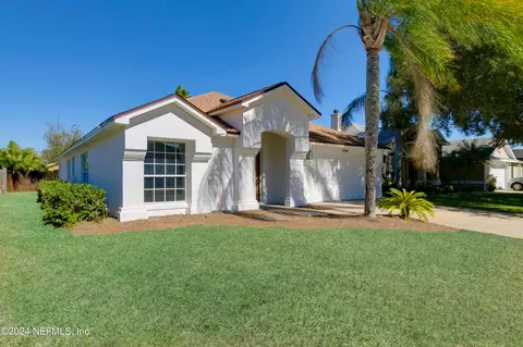 12947 Winthrop Cove Dr, Jacksonville, FL 32224