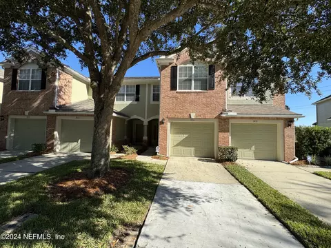 7455 Red Crane Ln, Jacksonville, FL 32256
