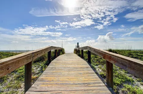 221 13th Ave N #205, Jacksonville Beach, FL 32250