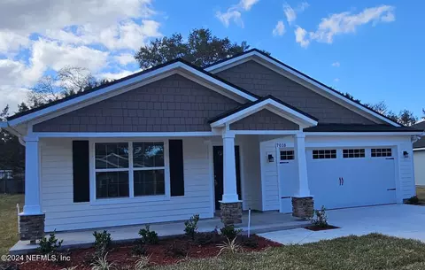 7038 Loves Dr, Jacksonville, FL 32222