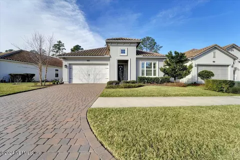 3084 Pescara Dr, Jacksonville, FL 32246