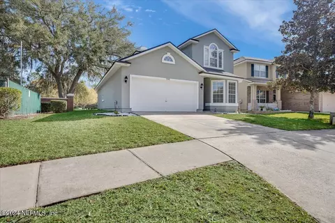 795 Candlebark Dr, Jacksonville, FL 32225