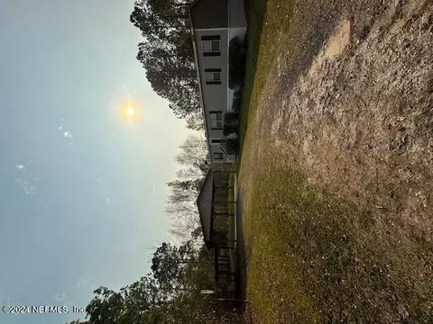 20020 Granny Ln, Hilliard, FL 32046