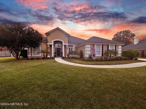 1216 Edgewater Dr, Saint Johns, FL 32259