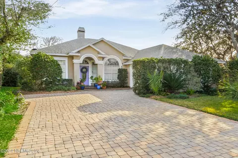137 S Beach Dr, Saint Augustine, FL 32084