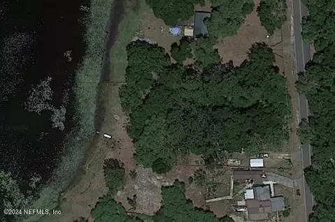 323 N County Road 315, Interlachen, FL 32148