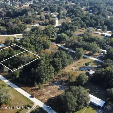 131 Frontier Dr, Satsuma, FL 32189