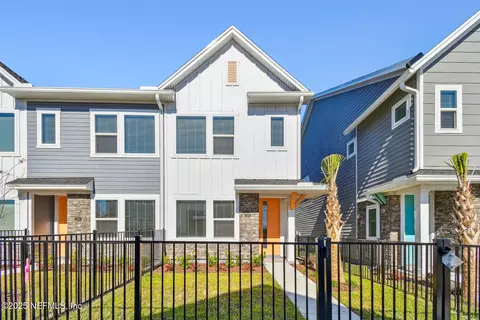 11106 Quantum Ct, Jacksonville, FL 32256