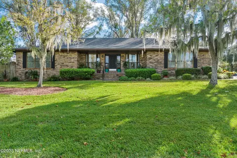 2561 Bottomridge Dr, Orange Park, FL 32065