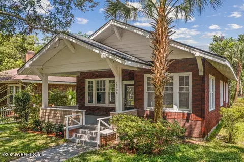 2735 Downing St, Jacksonville, FL 32205