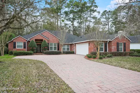 526 Berkshire Ct, Orange Park, FL 32073
